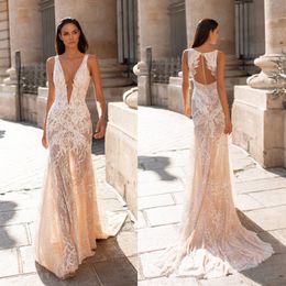 Sexy Mermaid Millanova Wedding Dresses Spaghetti Sleeveless Tulle Lace Crystal Applique Wedding Gowns Sweep Train robe de mariée