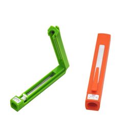 Cross-border portable plastic single-pipe cigarette puller for small manual cigarette puller