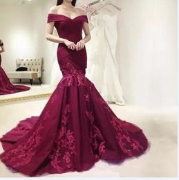 Robe de soiree Off The Shoulder Burgundy Mermaid Tulle Evening Dresses Long Beaded Applique Formal Evening Dress Party Gown