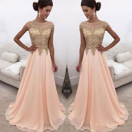 Modest Peach Sheer Crew Neck Long Prom Dresses Gold Lace Appliqued Cap Sleeves A Line Chiffon Formal Party Wear Formal Evening Dresses