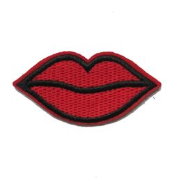 2018 New Fashion Stickers Iron On Patches 20pcs Clothing Accessories Red Lip Embroidery Applique Decoration Hotfix Jean Patches