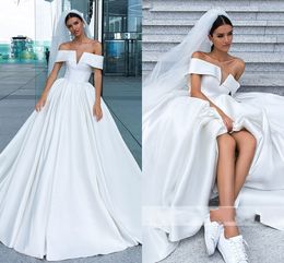 Wholeprice Simple Satin Empire Waist White Wedding Dresses 2020 Ball Gowns Boat Neckline Open Back Corset Back Court Train Garden Vestidos
