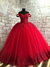 Red Lace Tulle Sweet 16 Dresses Cold Shoulder Applique Applique Crystal Beads Lace-up Quinceanera Dress Ball Gowns Prom Vestidos De Novia