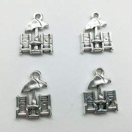 100pcs/Lot Beach Chair Alloy Charms Pendant Retro Jewelry DIY Keychain Ancient Silver Pendant For Bracelet Earrings Necklace 20*15mm