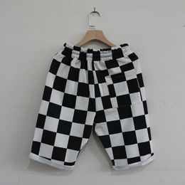 Fashion-Striped Print Mens Shorts Loose Knee Length Plaid Printed Teenager Short Pants Black and White Male Clothing