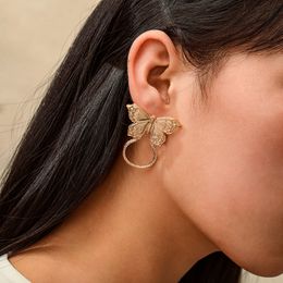 Vintage Unique Design Stud Earrings for Women fashion temperament female earrings personality alloy butterfly earrings wholesale
