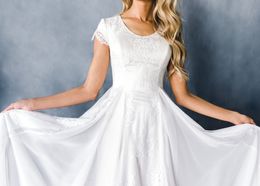 2020 New A-line Lace Chiffon Boho Modest Wedding Dresses With Cap Sleeves Lace-Up Back Women Country Western Modest Bridal Gown336S
