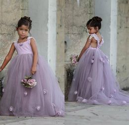 Light Purple Flowers Girls Dresses For Wedding Square Handmade Flower Kids Pageant Gowns Tiered Tulle Birthday Party Dress