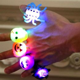 Cute Halloween Party Jewelry Accessories Finger Rubber Lights Rings Adult Children Cartoons Rings Gifts Prom Glowing Toys Pumpkin Bat Ring