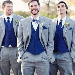 New High Quality Two Buttons Light Grey Groom Tuxedos Peak Lapel Groomsmen Best Man Suits Mens Wedding Suits (Jacket+Pants+Vest+Tie) 704