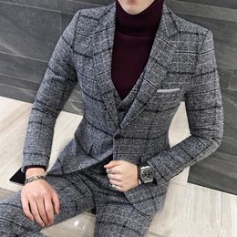 New One Button Grey Plaid Groom Tuxedos Notch Lapel Groomsmen Mens Wedding Business Prom Suits (Jacket+Pants+Vest+Tie) 654