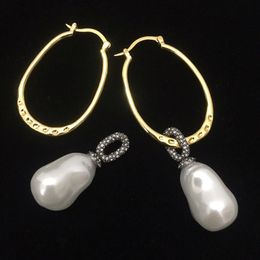 Wholesale-Vintage Classic Designer Round Hollow Gold Circle With White Pearl Charm Dangle Drop Earrings For Women Jewellery