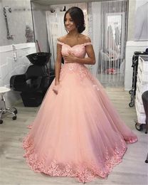 2019 Ball Gown Quinceanera Dresses Applique Lace Off Shoulder Sweet 16 Plus Size Princess Tulle Masquerade Prom Gowns