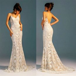 Floral Mermaid Wedding Dresses Sexy Spaghetti Strap Sleeveless Appliqued Lace Bridal Gown Backless Sweep Train Custom Made Robes De Mariée