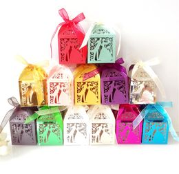 Полые Cut Невеста Жениха конфеты коробки Hollow Свадебный шоколад конфеты коробка с лентой свадьбы партии сувениры Подарочные коробки