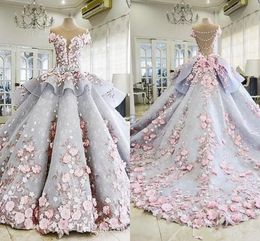 Lace Floral luxo Quinceanera vestido de baile Vestidos 3D Applique mangas doce 16 até o chão Sheer Voltar Puffy Partido Prom Vestido de Noite