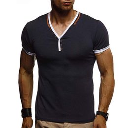 New Fashion Men Fitness T Shirt 2019 Short Sleeve Men Summer Streetwear Casual Men's Top V Collar Slim Shirt Tee Shirt Homme B224