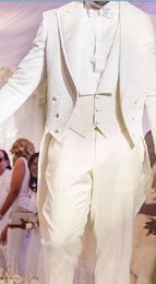 Ivory Tailcoat Formal Wedding Men Suits Peak Lapel New Three Pieces Business Groom Tuxedos (Jacket+Pants+Vest+Tie) W930
