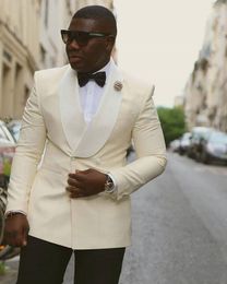 Fashionable Double Breasted Ivory Wedding Groom Tuxedos Shawl Lapel Groomsmen Men Suits Prom Blazer (Jacket+Pants+Tie) NO:2131