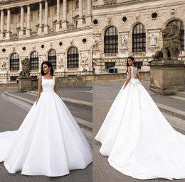 2020 Satin Wedding Dresses A Line Bow Back Sweep Train Square Neck Bohemian Boho Wedding Dress Custom Made Elegant Robes De Mariée