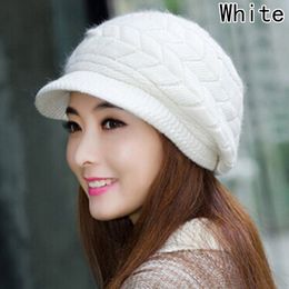 2017 berretti invernali cappello da donna in maglia cappelli invernali per donna berretto da donna berretti da teschio berretti cappello caldo in lana di coniglio S18120302