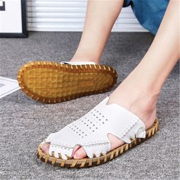 Hot Sale-2019 Genuine Leather Men Sandals Black Brown Sewing Beach Shoes Men Cool Summer Shoes Breathable Mens Leather Sandals size 38-44
