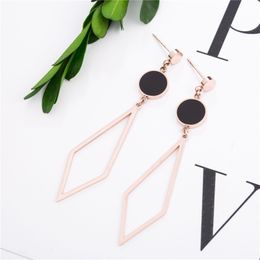 Popular Handmade High Quality Rose Gold Stainless Steel Huggie Earring Urban Women Jewellery