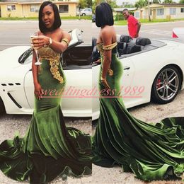 Fashion Velvet Fitted Prom Dresses Mermaid Applique 2019 Green Off Shoulder Cheap African Party Formal Evening Gowns Robe De Soiree