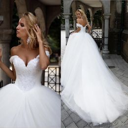 New Ball Gown Wedding Dresses Sweetheart Off Shoulder Princess Bridal Gowns Beaded Lace with Pearls Lace-up Wedding Dress