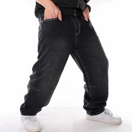 uomo nero con grossi
