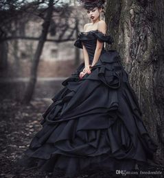 Vintage Gothic Black Ball Gown Lace Wedding Dresses Off Shoulder Ruffles Draped Tiered Skirt Luxury Plus Size Wedding Dress Bridal Gowns