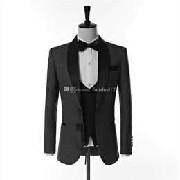 Side Vent One Button Black Paisley Wedding Groom Tuxedos Shawl Lapel Groomsmen Men Suits Prom Blazer (Jacket+Pants+Vest+Tie) NO:2183