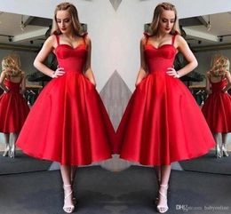 Modern Simple Cheap Red Knee Length Red Cocktail Dress Sexy Spaghetti Strap A Line Ruffles Short Homecoming Prom Gowns Party Dress