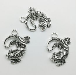 20pcs/Lot Big Lizard Alloy Charm Pendant Retro Jewelry DIY Keychain Tibet Silver Pendant For Bracelet Earrings 31*25mm