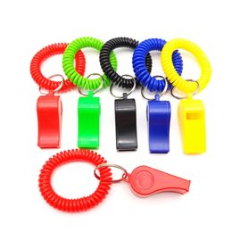 100pcs Spiral Bracelet Keychain Whistles Plastic Fun Colourful Wrist Band Party Favours for Kids Children Fashion Key Chain Keyring Holder