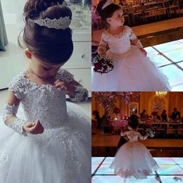 New Cheap White Princess Flower Girls Dresses Jewel Neck Lace Appliques Beaded Long Sleeves Puffy Ball Gown Birthday Communion Pageant Gowns 403