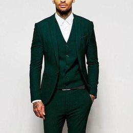 New Trendy Design Green Groom Tuxedos Groomsmen Peak Lapel Best Man Suits Mens Wedding Suits (Jacket+Pants+Vest+Tie) 1014