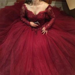 Ball Gown Quinceanera Dresses Burgundy Off Shoulder Long SleevesLace Appliques Beaded Tulle Puffy Plus Size Prom Gonw