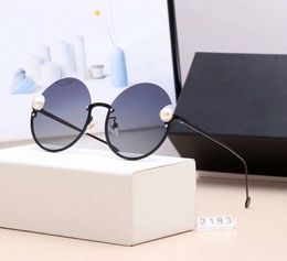 Luxury-Brand Sunglasses Fashion Designer Sunglasses Womens Pearl Sunglasses Stylish Sunglasse Glass UV400 5 Colours Model C2183 with Box