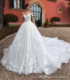 Abiti da sposa modesti con spalle scoperte in pizzo A Line Abiti da sposa con strascico di corte Abiti da sposa Abiti da sposa taglie forti