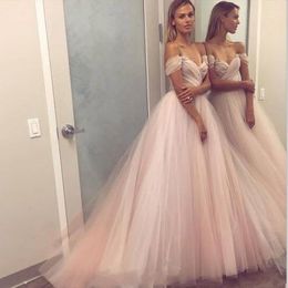 Tulle Princess Evening Dresses sweetheart beaded crystal Off The Shoulder Long Formal Dresses 2019 Party Gowns Evening Gowns Robe De Soiree