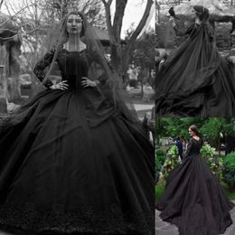 black long gothic wedding dresses UK - Vintage Gothic Black Ball Gown Wedding Dresses 2021 Lace Long Sleeve Appliques Beaded Pearls Autumn Winter Retro Bridal Gowns Garden Bride Dress