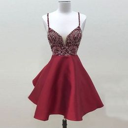 Burgundy Satin Short Mini Prom Dresses Spaghetti Beaded Straps Crystal A-line Open Back Homecoming Dress Juniors Party Graduation Dress New