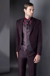 New Slim Fit One Button Burgundy Wedding Groom Tuxedos Peak Lapel Groomsmen Men Suits Prom Blazer (Jacket+Pants+Vest+Tie) 194