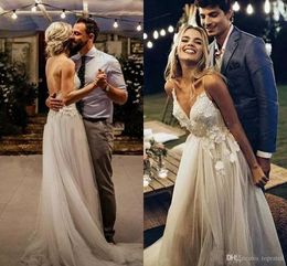 New Design Romantic Bohemian Boho Wedding Dresses Sexy V Neck Spaghetti Straps Sleeveless Garden Applique Backless Lace Beach Bridal Gowns