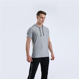 Designer-Cool Produkt Hooded, Kortärmad, Snabbtorkning och Andningsbar Fitness Skjorta för män Running Training och Sports Rekreation