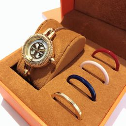 Damas Tory Burch Reloj De Cuarzo Montre De Luxe Diseñador De Relojes De Las  Mujeres Reloj De Lujo 2020 De Relojes De Lujo De La Joyería De La Serie Del  Diamante De 153,61 € | DHgate