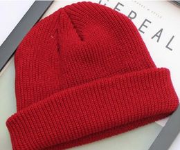 2020 New pure Colour knitted hat, female autumn winter wool hat, Korean version thickening heat preservation light plate, curled hat cap L869