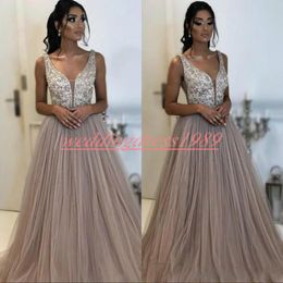 Perfect V-Neck Evening Dress With Beads Sequins Gown Tulle A-Line Plus Size Prom Robe De Soiree Party Wear A-Line Sleeveless Occasion Formal