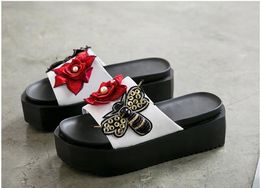 2019G High Quality Summer Leather Embroidery Flowers Women's Sandals Slippers Bee Muffin Sandals Slippers with Fish Mouth Thick Bottom